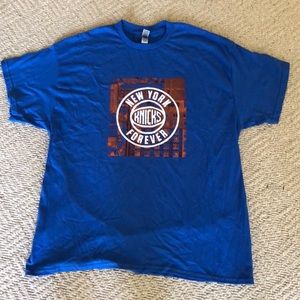 NWOT NY Knicks logo Tee Shirt